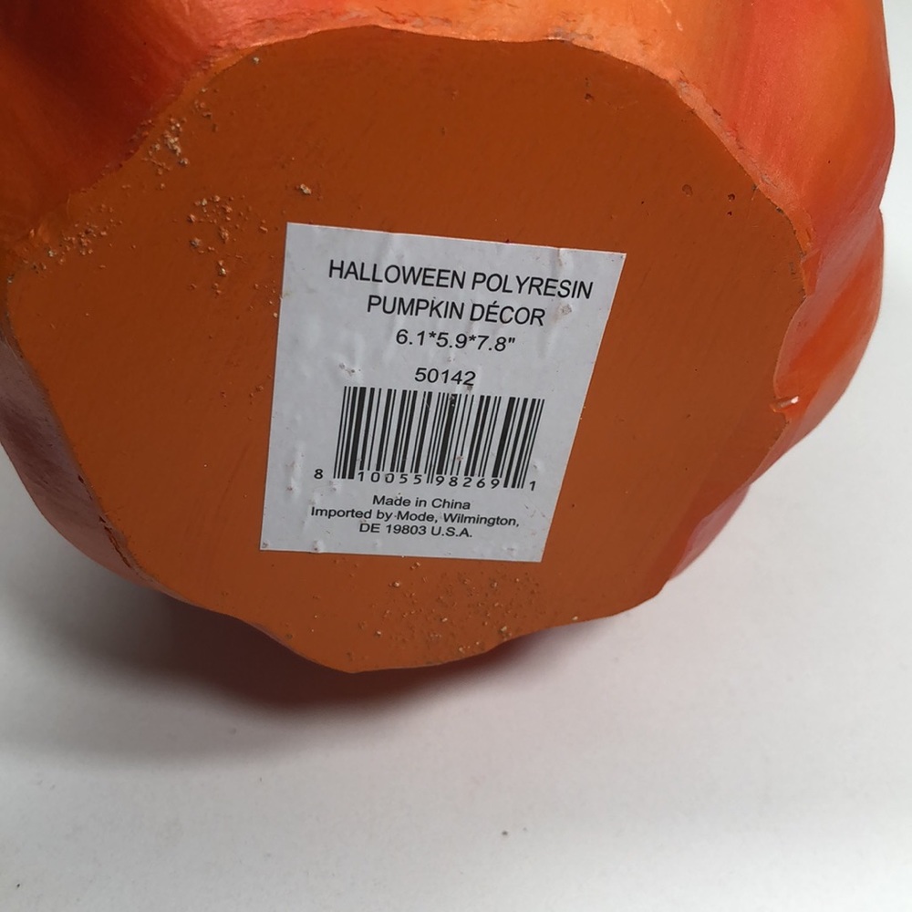 Halloween Polyresin Pumpkin decor - Picture 5 of 7